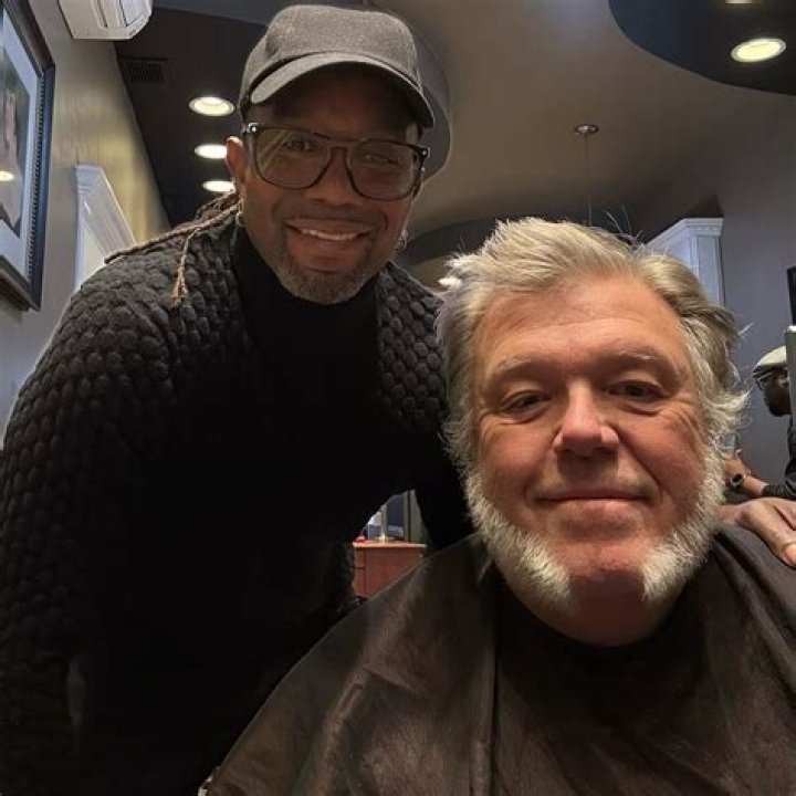 Joel McKinnon Miller - Age, Family, Bio