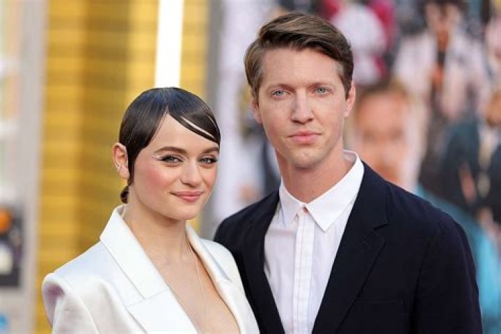 Joey King Secretly Marries Director Steven Piet in Spain!