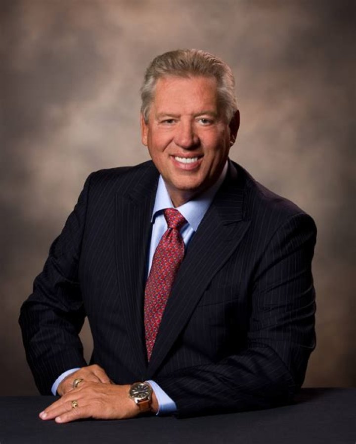 John Maxwell Net Worth - Wiki, Age, Weight and Height, Relationships, Family, and More