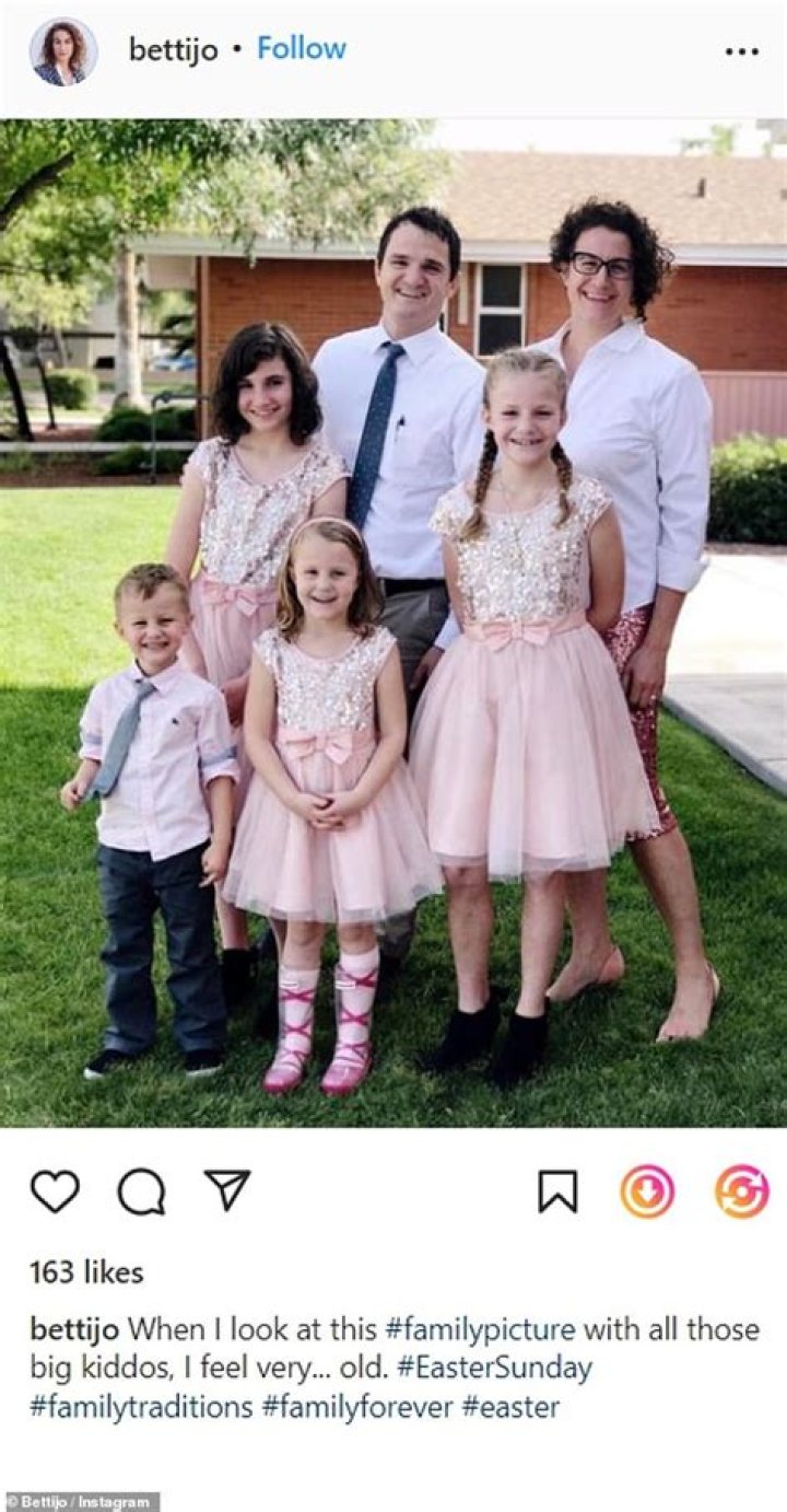 Josh Bridges - Age, Family, Bio