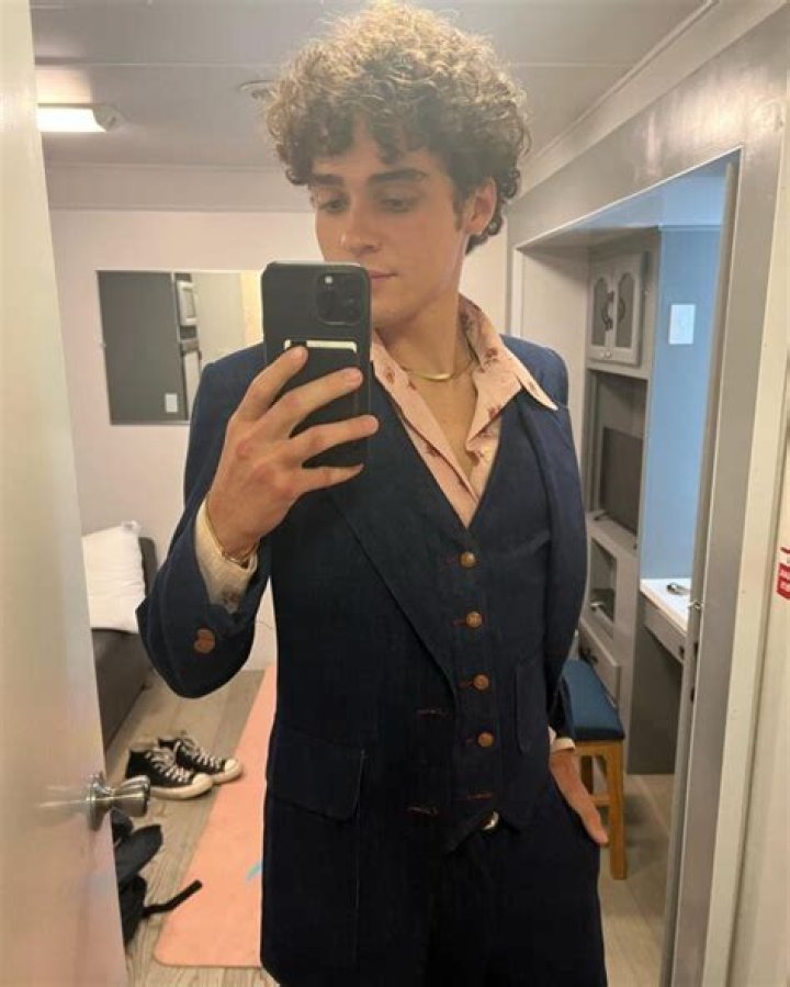 Joshua Bassett - Age, Family, Bio