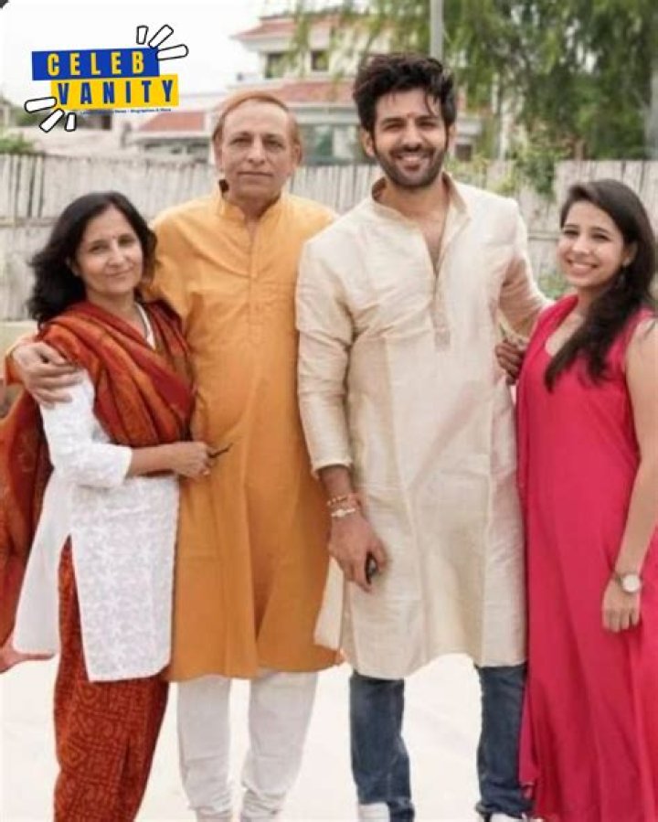 Kartik Aaryan Net Worth - Wiki, Age, Weight and Height, Relationships, Family, and More