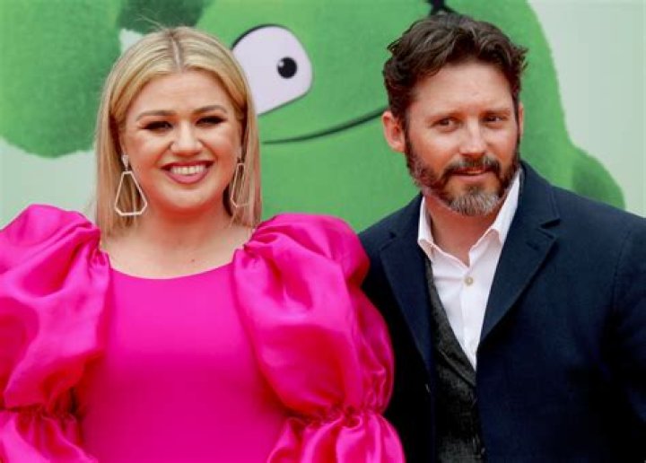 Kelly Clarkson claims her husband and FIL’s management firm defrauded her of millions