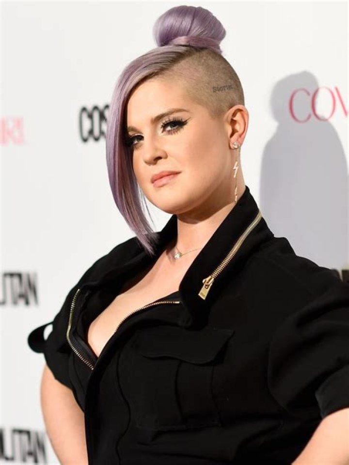 Kelly Osbourne thinks other celebs fake lyme disease for fame