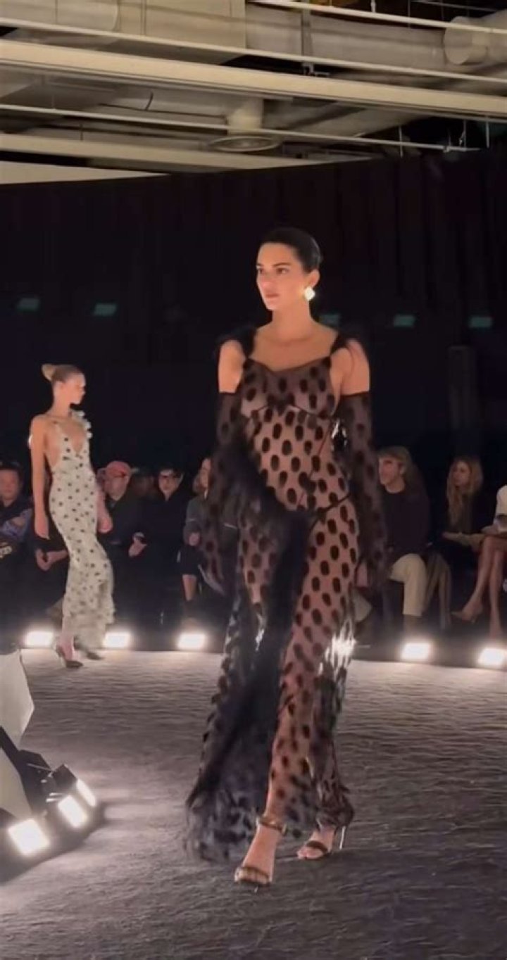 Kendall Jenner made out with Anwar Hadid ahead of New York Fashion Week