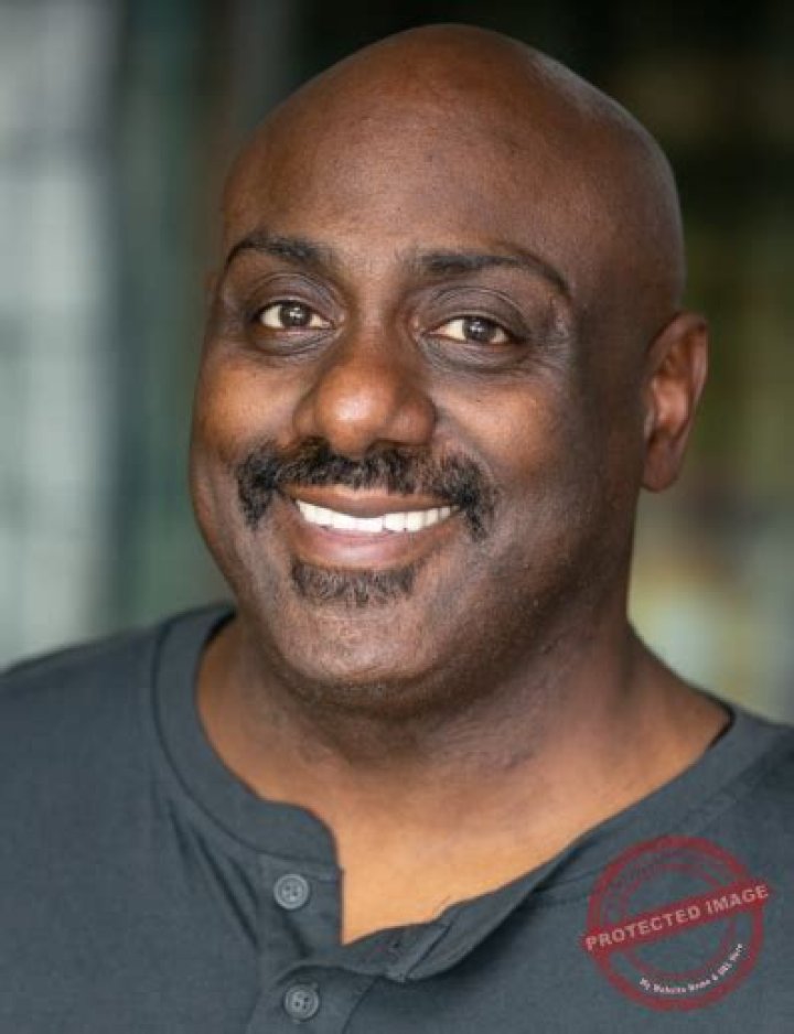 Kenny Crossley Bio (Wiki) 