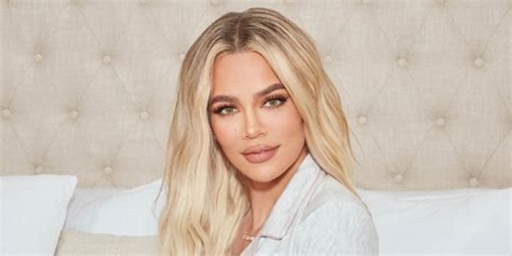 “Khloe Kardashian debuts her latest face during her Italian vacation” links