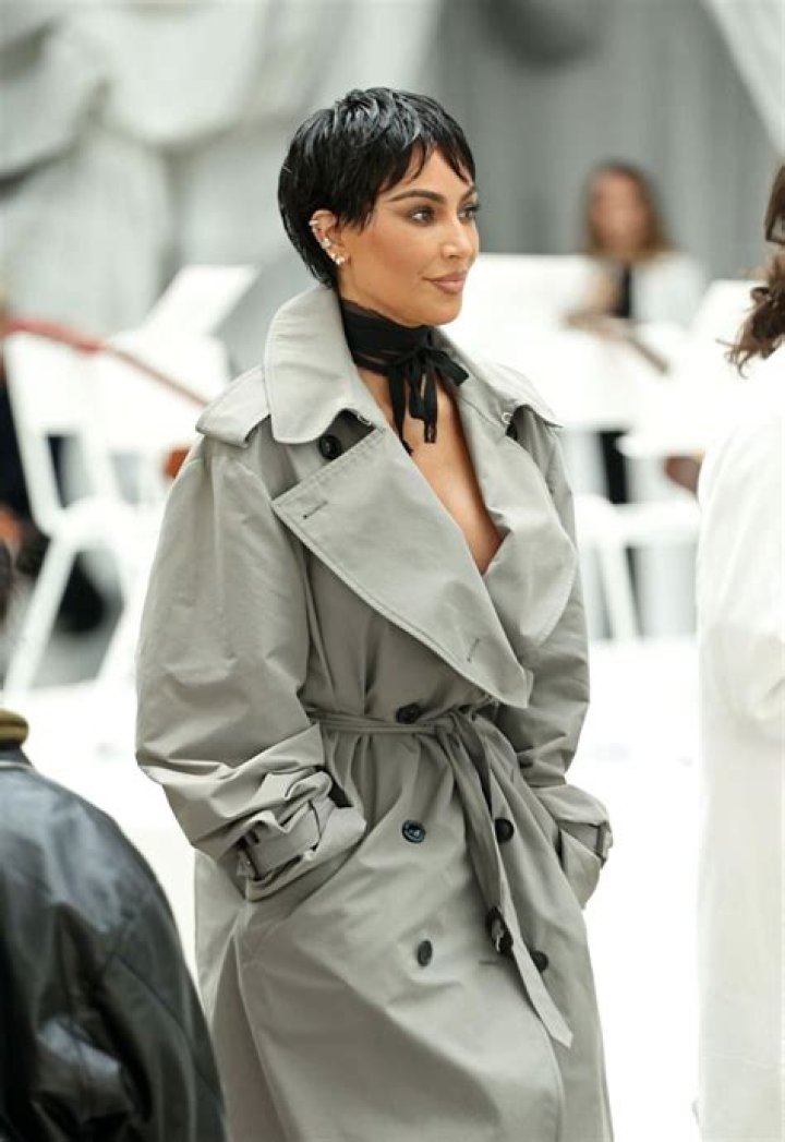 Kim Kardashian’s full-skirted trench coat: unfortunate or cute?