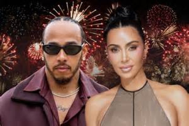 Kim Kardashian Spotted Holding Hands with New Man!
