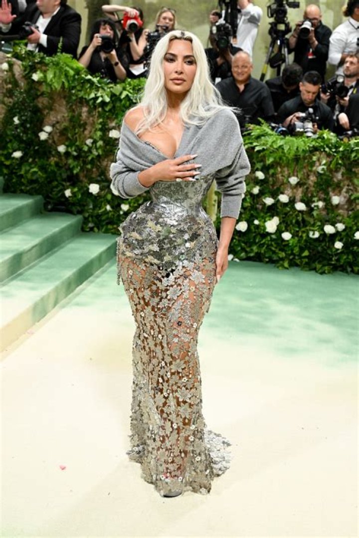 Kim Kardashian was snubbed (again!) by Anna Wintour during NYFW