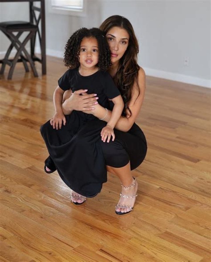 Know the Relationship Status of Famous Instagram Model, Alyssa Sorto, Also her Net Worth