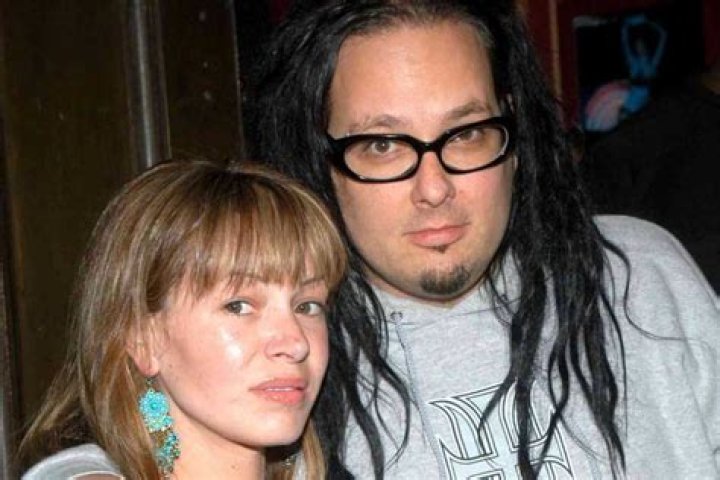 KORN front man Jonathan Davis talks about estranged wife Deven Davis’s death! She lost battle with Mental illness and addiction a week ago!
