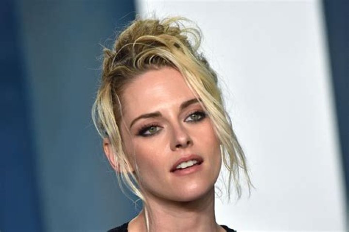 Kristen Stewart to Star as Author and Activist Susan Sontag in New Biopic