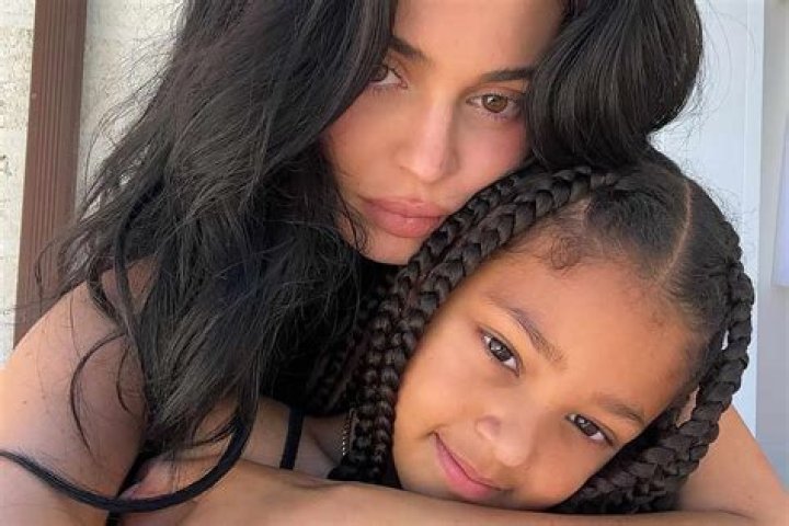 Kylie Jenner gets a tiny tattoo of the name of her daughter Stormi inked on her arm!