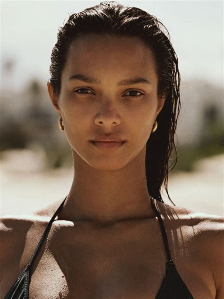 Lais Ribeiro Height - CelebsHeight.org