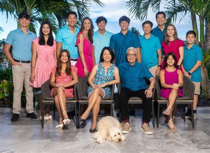 Larry Chen - Trivia, Family, Bio