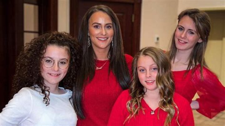 Leah Messer Gets Emotional Over New Photo Of Daughters