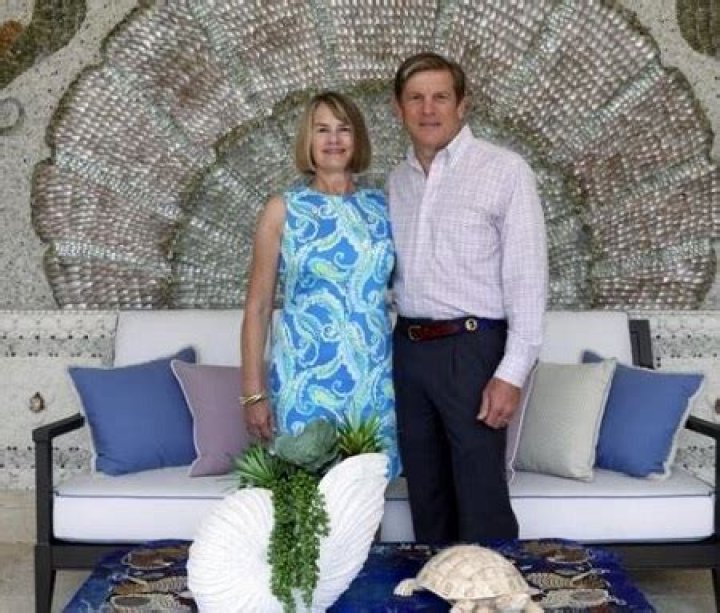 Leigh Middleton- Meet Wife Of American Richest Businessperson, John S. Middleton