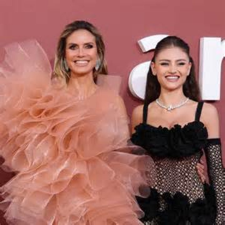 Leni Klum looks Breathtaking in her Mother Heidi Klum’s 90s Dress!