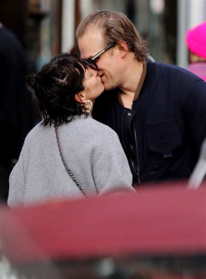 Lily Allen Relationship Timeline; Who Is She Dating Now?