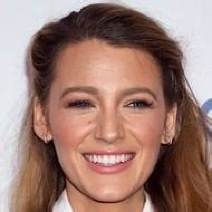 Lily Nicksay - Age, Family, Bio