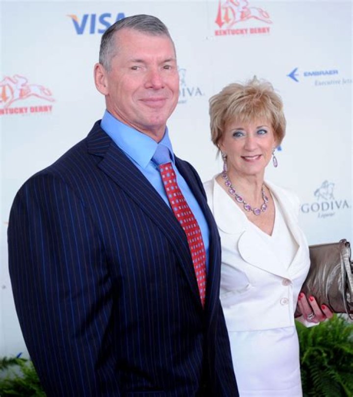 Linda McMahon - Age, Family, Bio