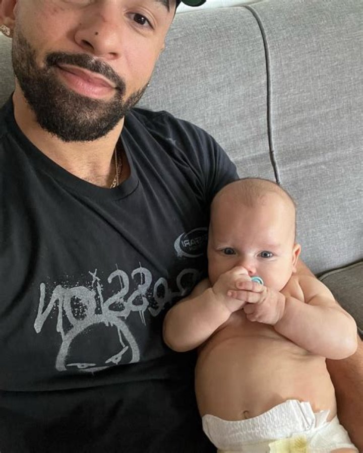 Love Is Blind star Bartise Bowden is blessed with a baby boy! Who is his baby’s mama?