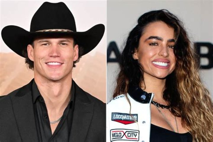 Machine Gun Kelly confirmed dating model Sommer Ray! Their past relationship and net worth