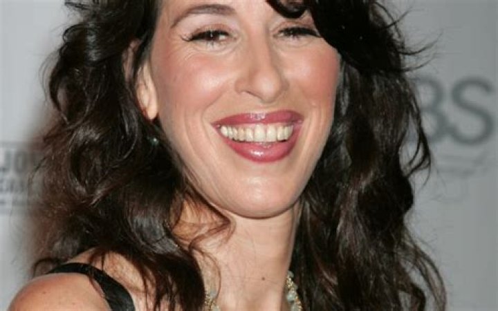 Maggie Wheeler Net Worth - Wiki, Age, Weight and Height, Relationships, Family, and More