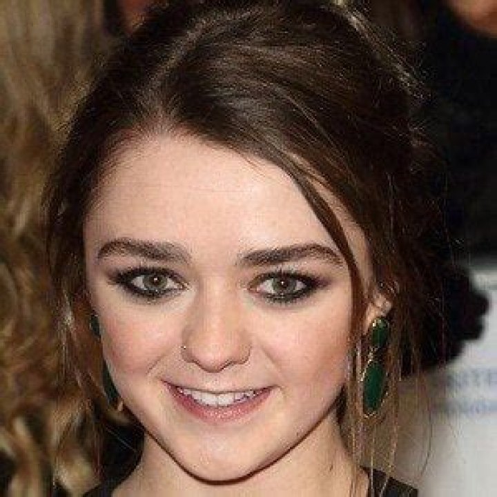 Maisie Williams - Age, Family, Bio