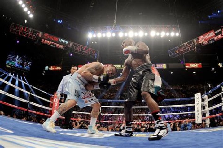 Marcos Maidana Net Worth - Wiki, Age, Weight and Height, Relationships, Family, and More