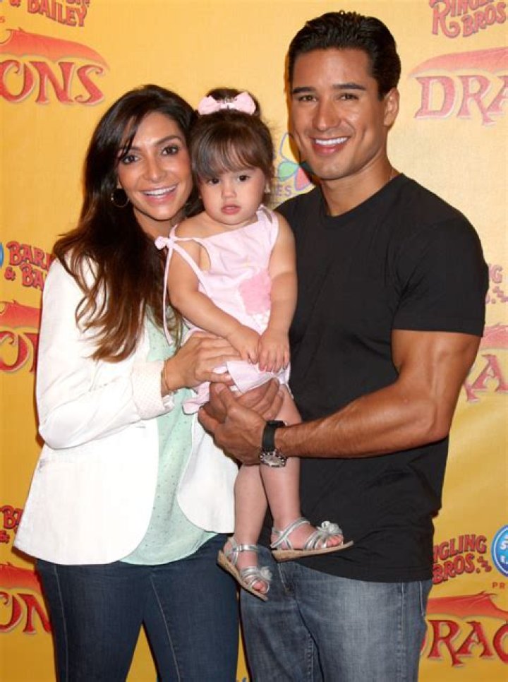 Mario Lopez marries baby-mama Courtney Mazza, hope it doesn’t get annulled