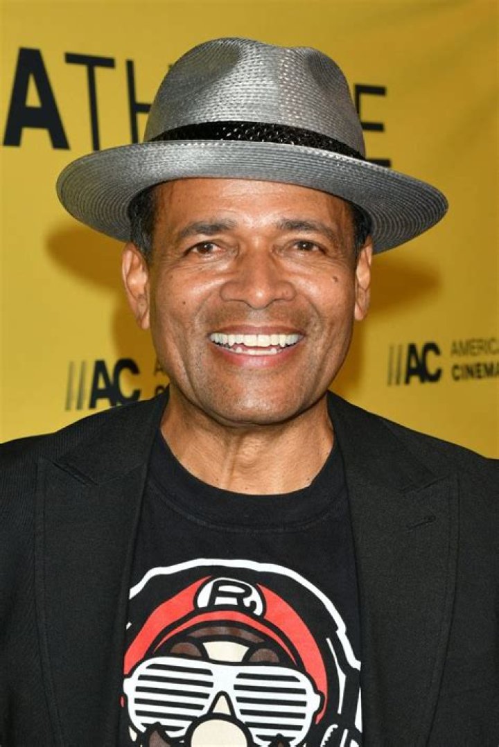 Mario Van Peebles Net Worth - Wiki, Age, Weight and Height, Relationships, Family, and More