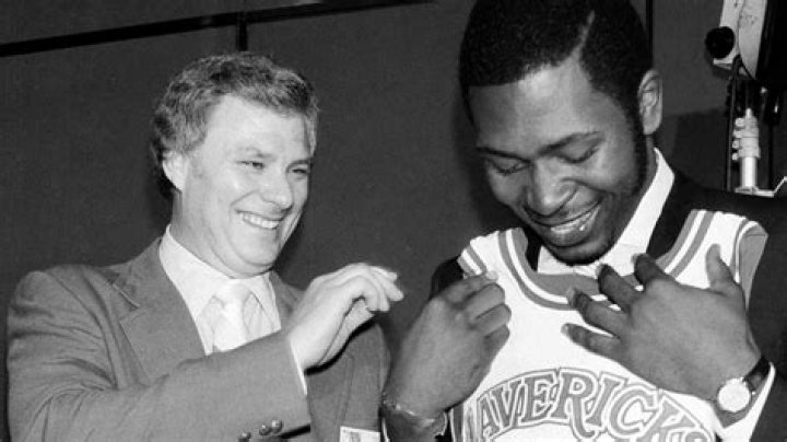 Mark Aguirre Bio (Wiki) 