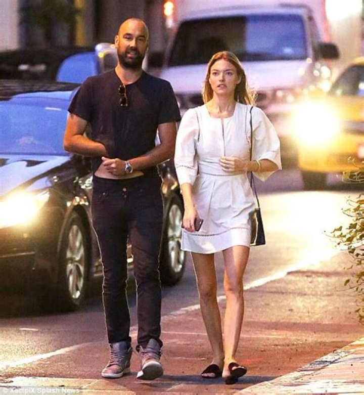 Martha Hunt is engaged to boyfriend Jason McDonald!