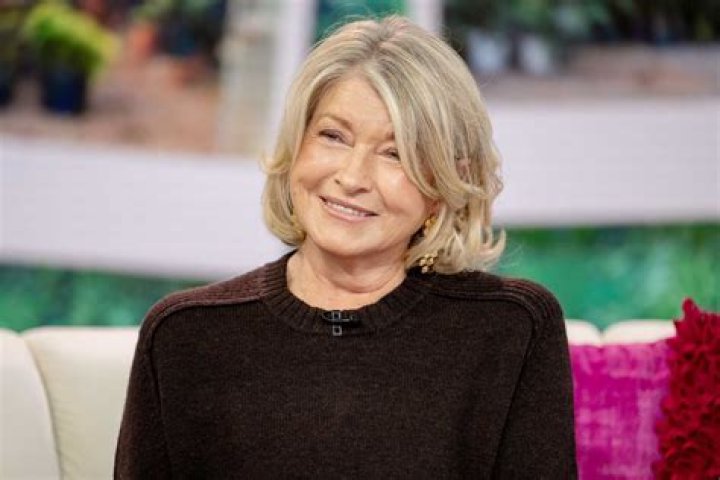 Martha Stewart says ’70 is the new 50,’ she’ll try Match.com to find Mr. Right
