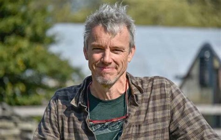 Matt Dix Bio (Wiki) 