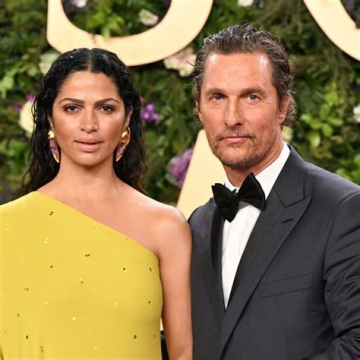 Matthew McConaughey, Camila & Levi touring Texas in his trailer