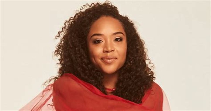 Maxwell - Age, Family, Bio