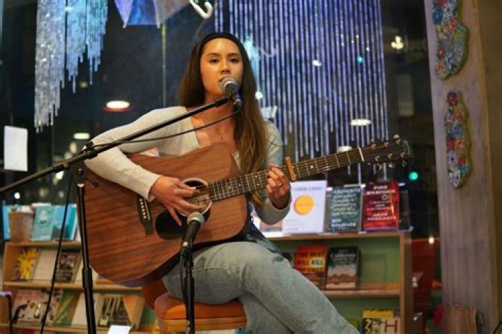 Meet Kelsey Laverack-Pop Singer, Model, and Actress!