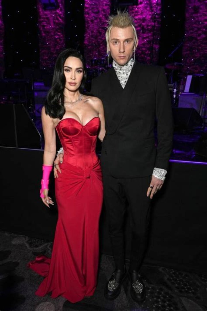 Megan Fox Ditched Her Engagement Ring as She Appeared Solo at the 2023 Oscars amid MGK Drama!
