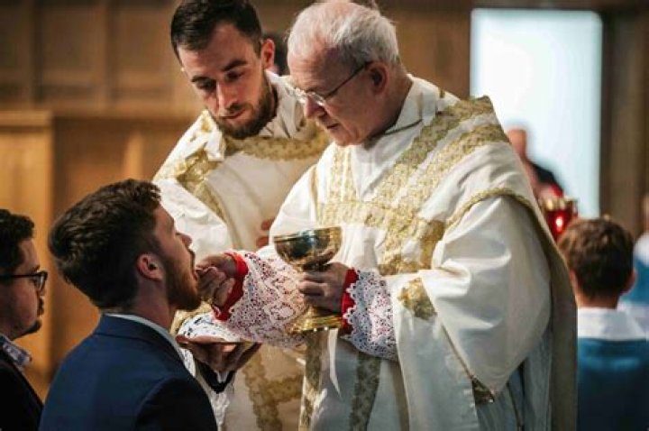 Mel Gibson is not supposed to take Communion in his own church