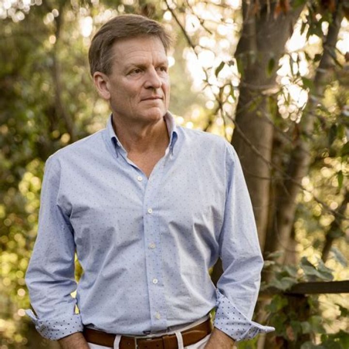 Michael Lewis Bio (Wiki) 