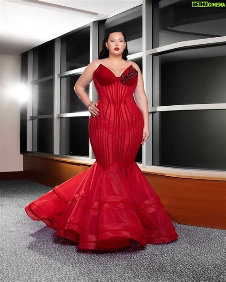 Michelle Carvalho Bio (Wiki) 