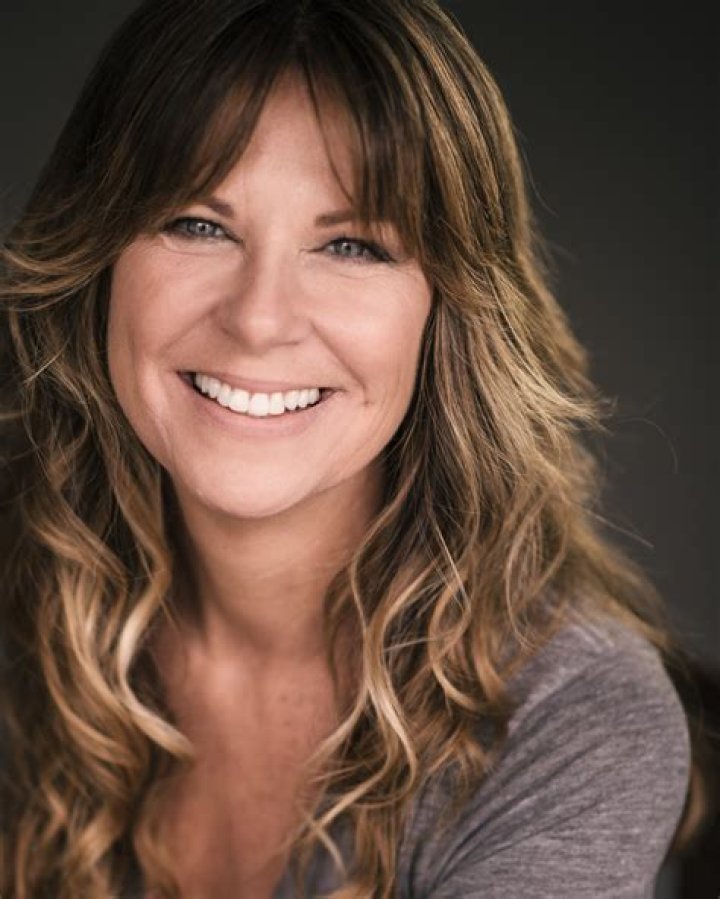 Mo Collins Bio (Wiki) 