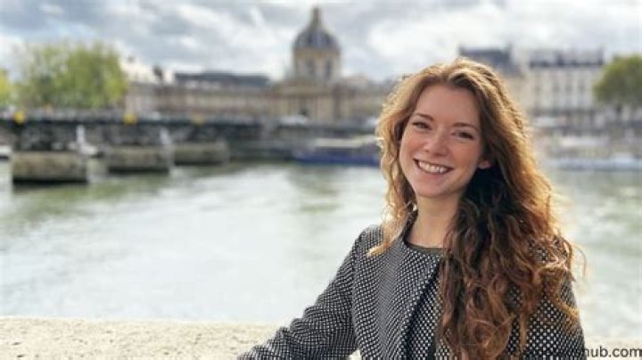 Molly Kunz Bio (Wiki) 