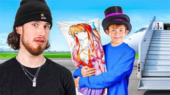 Nadwe Face Reveal: What Does The YouTuber Look Like?