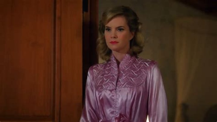 Naomi Lowde Priestley Bio (Wiki) 