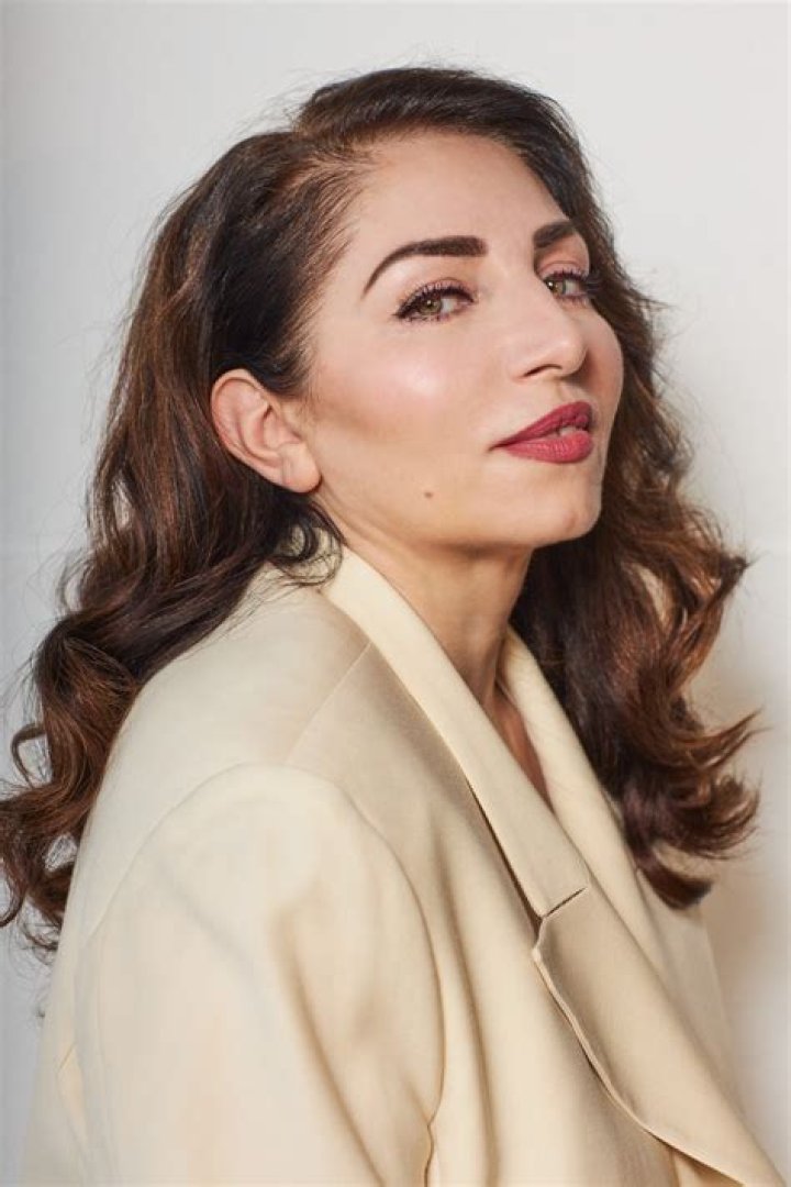 Nazmiye Oral Bio (Wiki) 