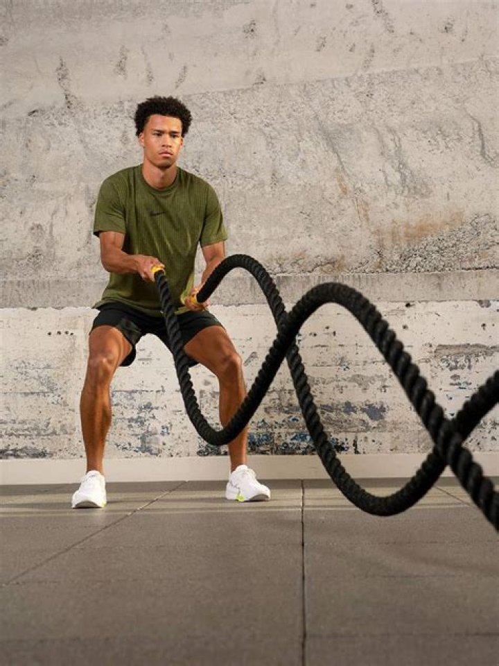 Nick Jonas does workout with battle ropes! “No days off” says his fitness coach